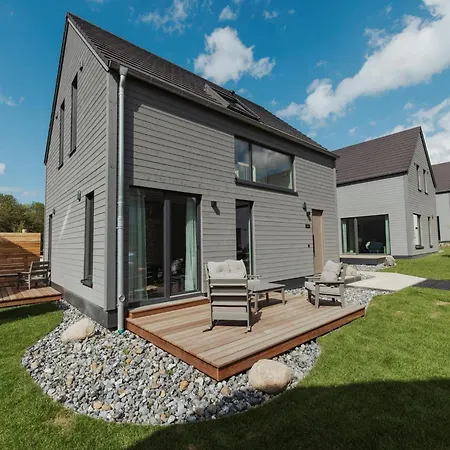 Semesterbostad Stilvolles Skandinavisches Xxl Familienferienhaus Sagard
